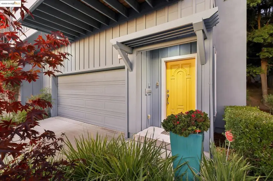 105 Starview Ct, Oakland, CA 94618 - Image #3