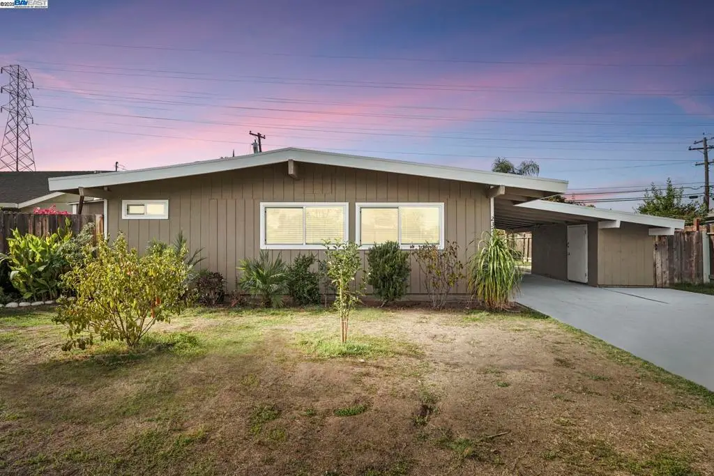 2353 Georgia Ave, Stockton, CA 95206 - #1