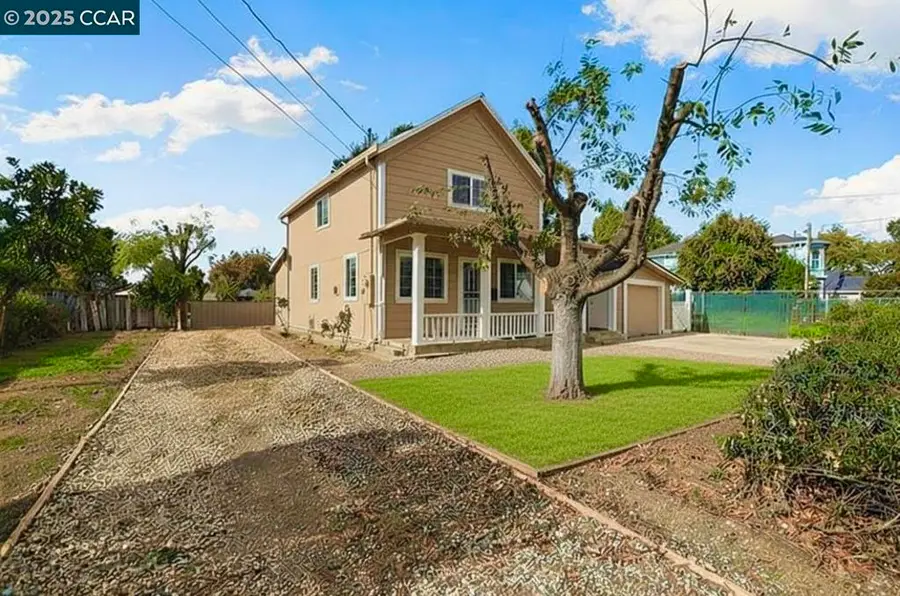 246 Oak Ave, Galt, CA 95632 - #2