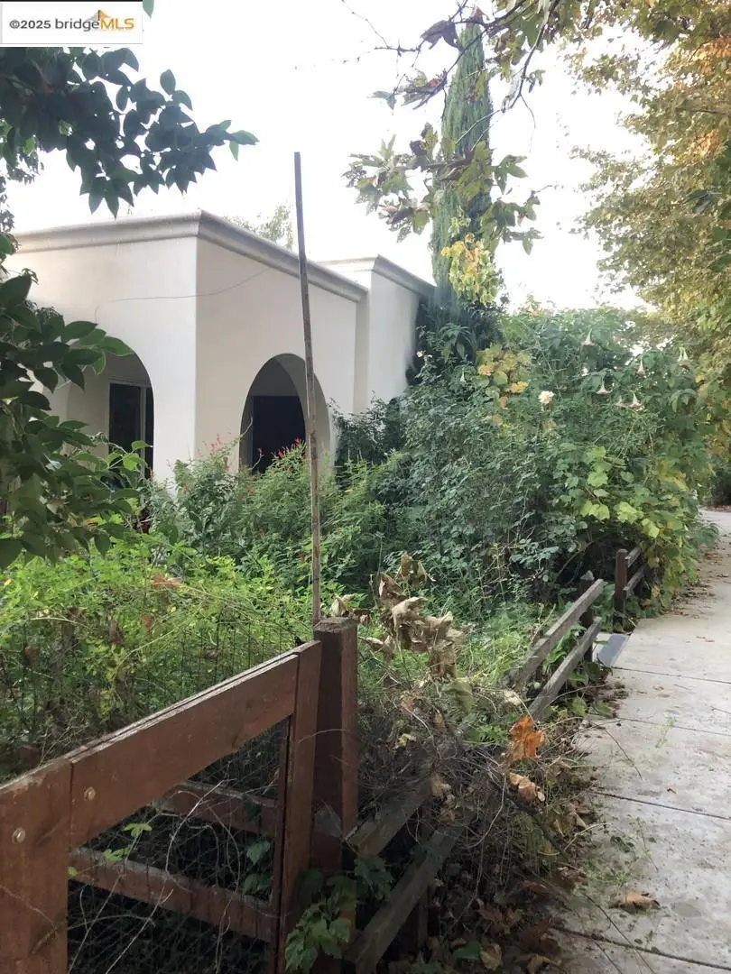 4088 Hackberry Pl, Davis, CA 95618 - #1