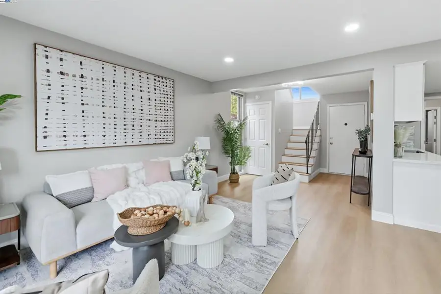 707 Sandpiper Cmn, Livermore, CA 94551 - Image #2