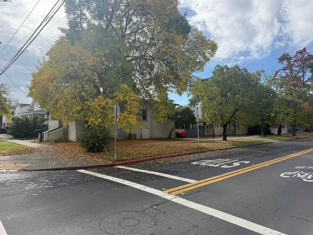 2054 Bonifacio St., Concord, CA 94520 - #1