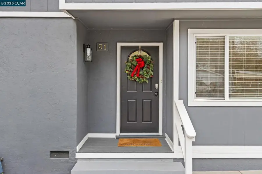31 Adelaide Dr, Martinez, CA 94553 - Image #3