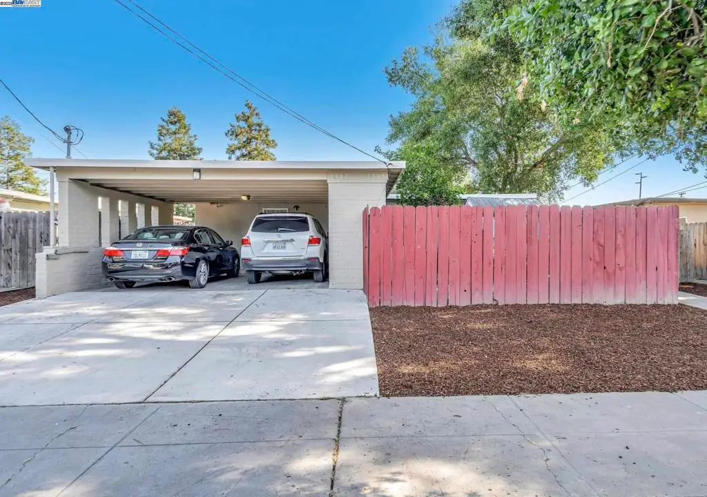1385 Lambaren Ave, Livermore, CA 94551 - Image #1