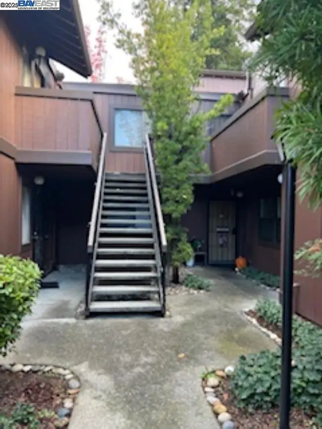 884 Camelback Pl, Pleasant Hill, CA 94523 - #1