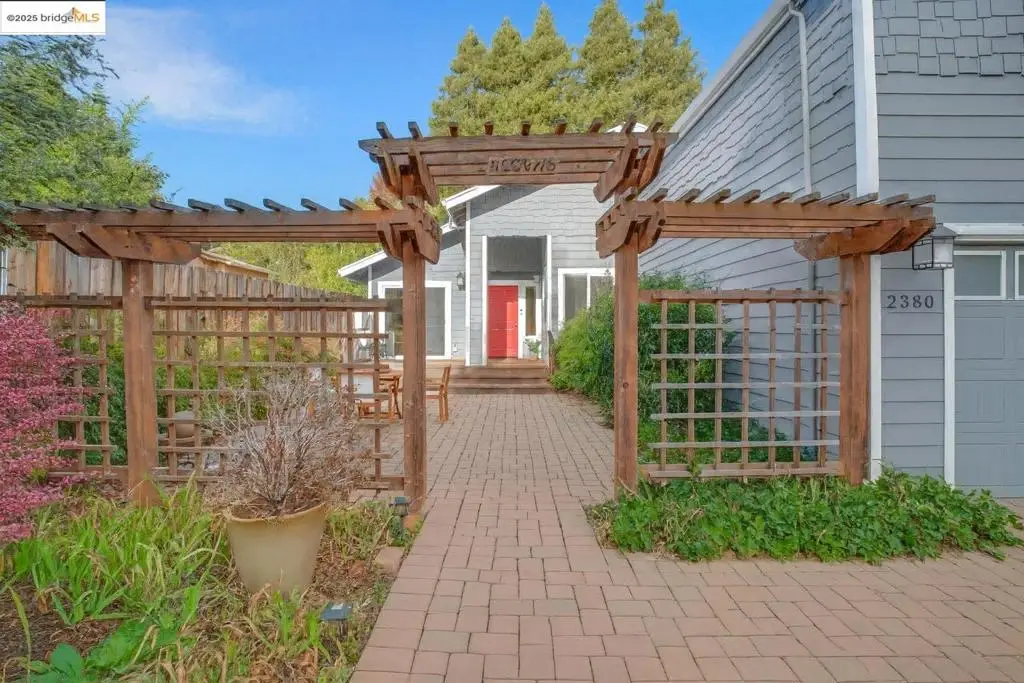 2380 Martinez Ct, Pinole, CA 94564 - #1