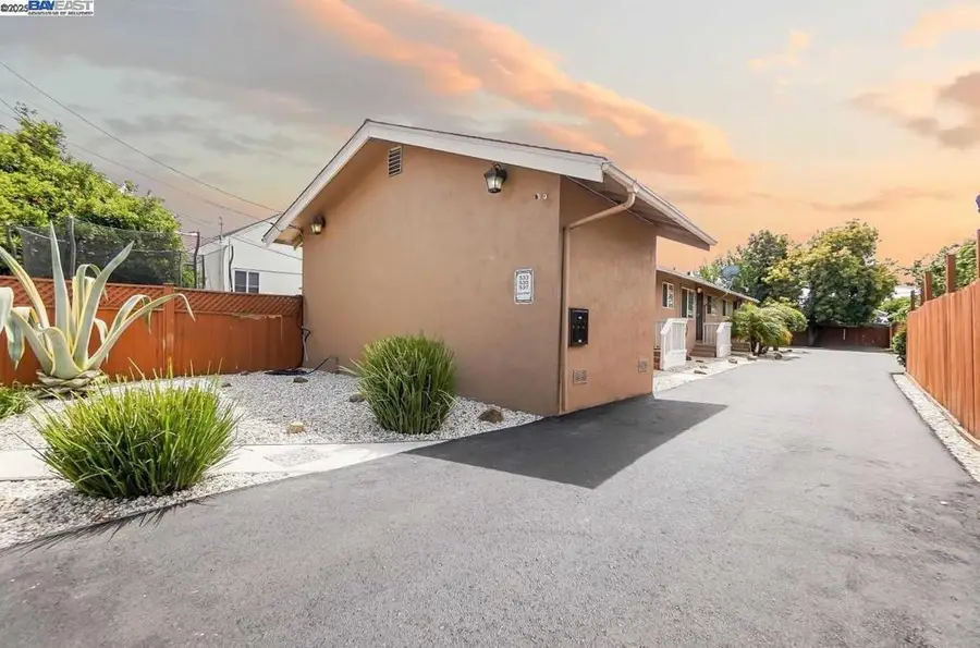 537 Dean St, Hayward, CA 94541 - Image #2