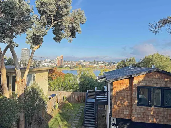 335 335 Hanover Ave, Oakland, CA 94606