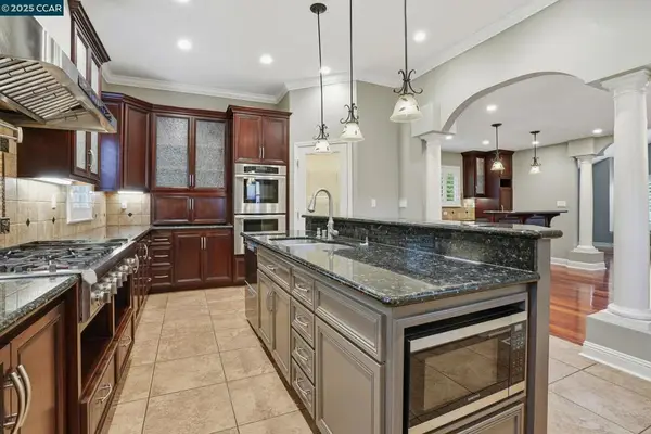 3025 Sunflower Dr, Antioch, CA 94531