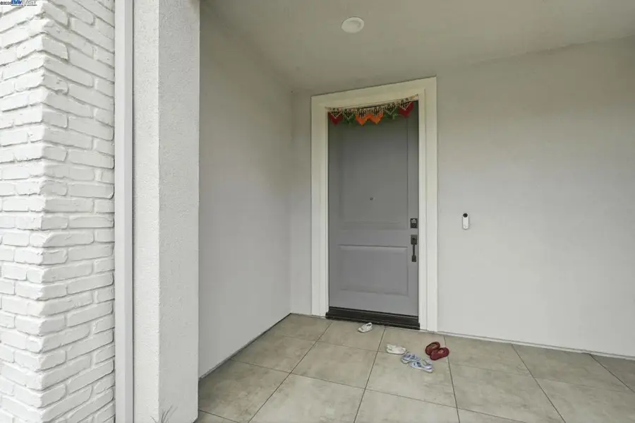 3039 Paxton Ct, Lathrop, CA 95330 - Image #3