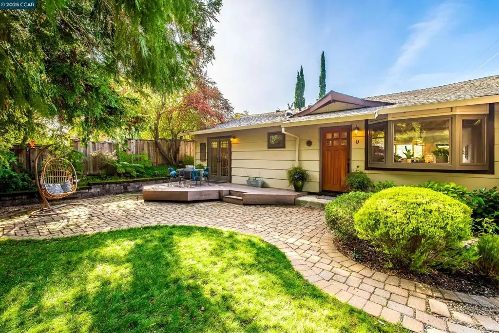 1085 Oak Hill Road #d, Lafayette, CA 94549 - Image #1