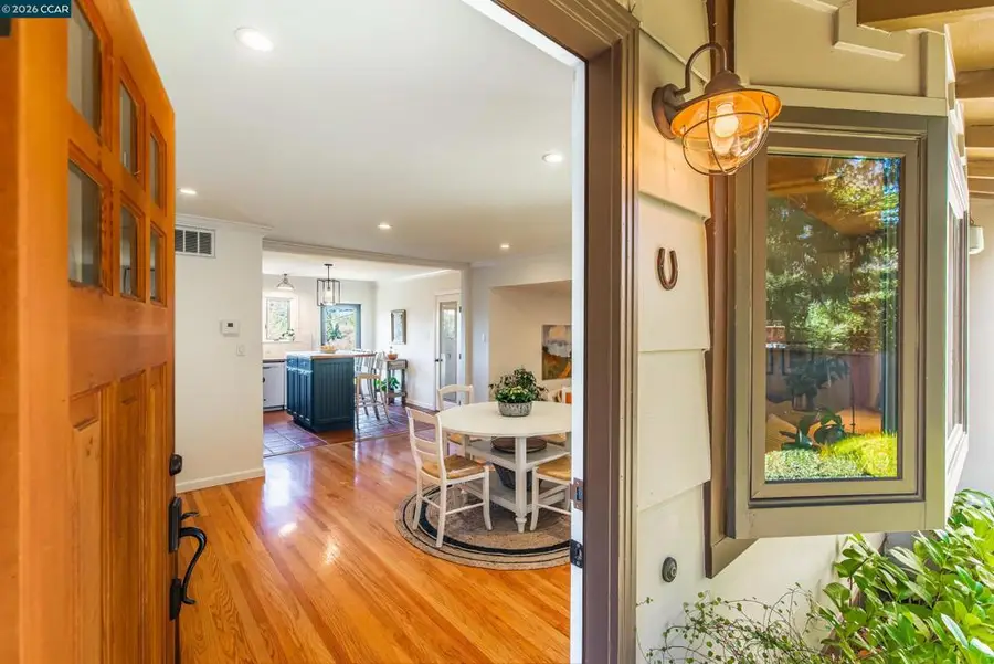 1085 Oak Hill Road #d, Lafayette, CA 94549 - Image #3