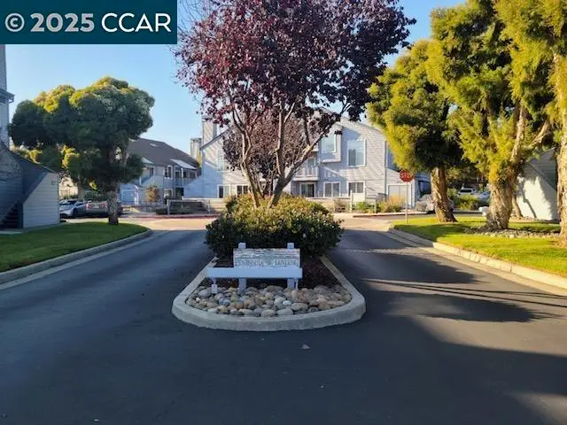 473 Cork Harbour Cir #A, Redwood City, CA 94065 - Image #1