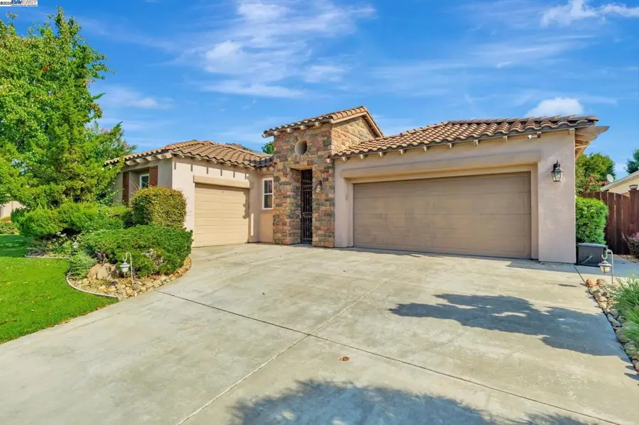 1145 Hartwell Ave, Stockton, CA 95209 - Image #2