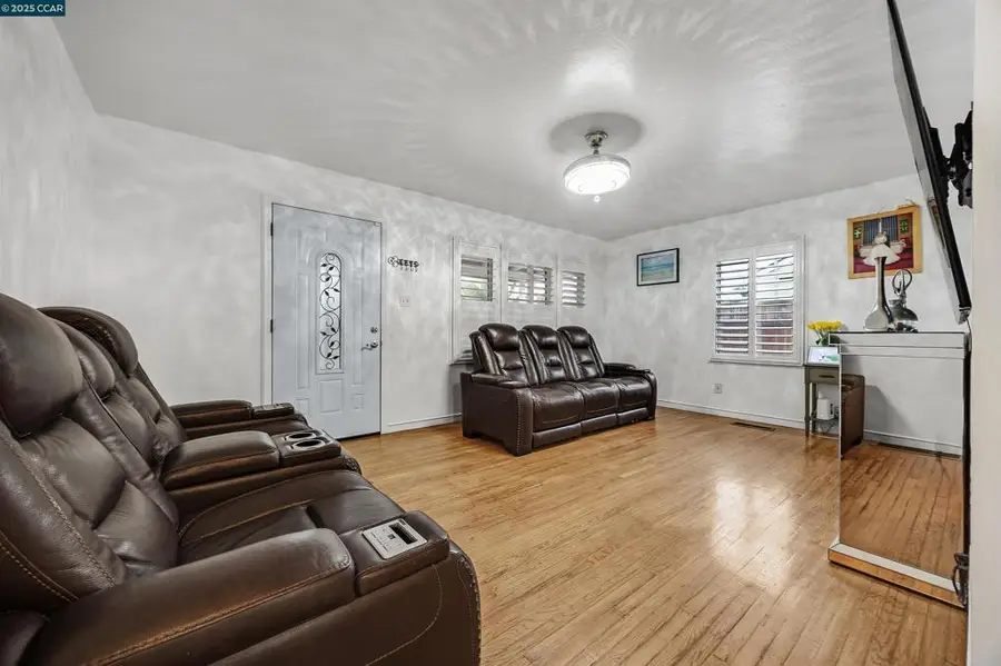 205 John Gildi Ave, Antioch, CA 94509 - Image #3