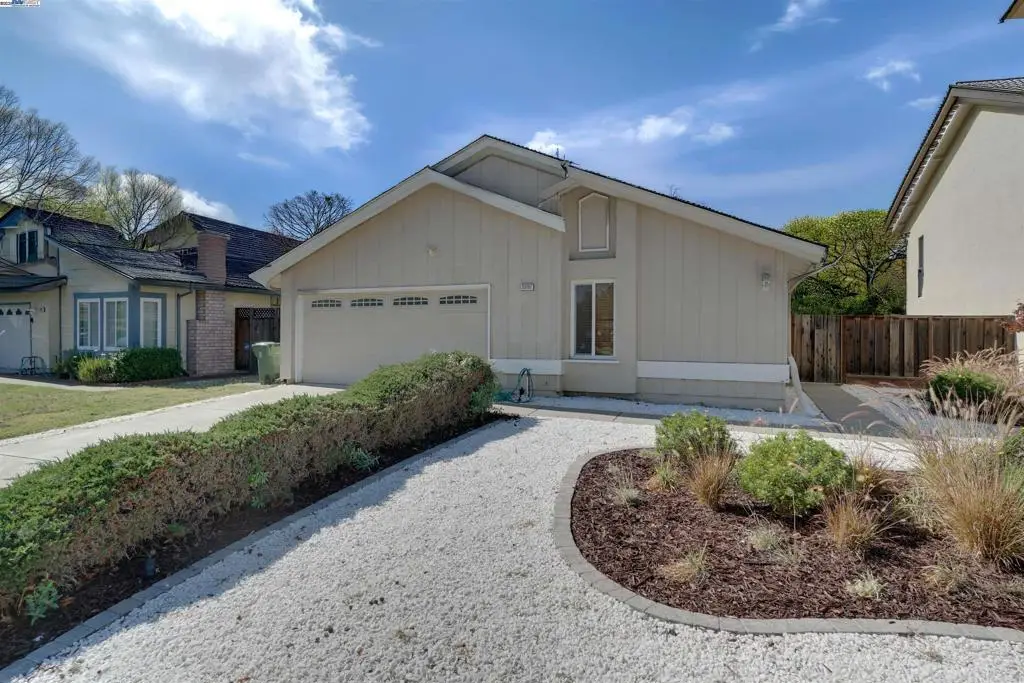33787 Shylock Dr, Fremont, CA 94555 - #1
