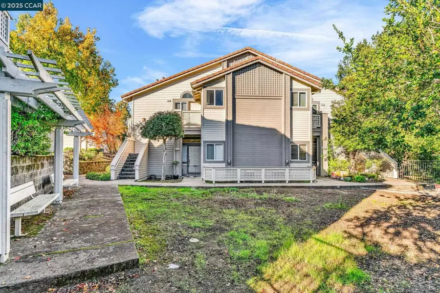 253 Florence Ct, Hercules, CA 94547 - Image #2