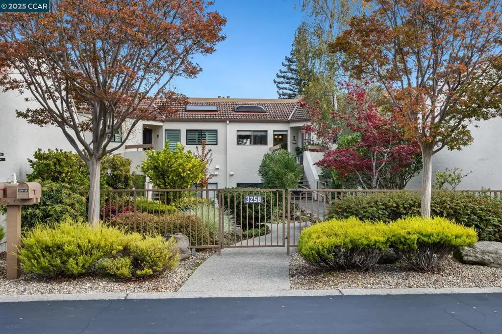 3258 Ptarmigan Dr #3B, Walnut Creek, CA 94595 - Image #1