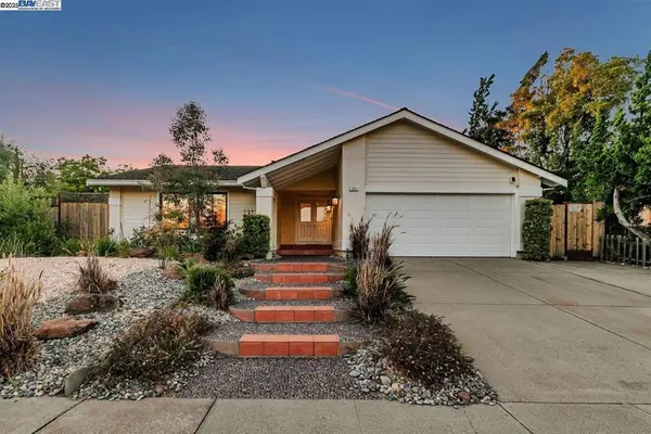 1301 Quema Dr, Fremont, CA 94539