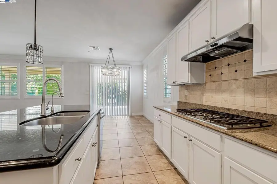 2491 Redbud Way, Manteca, CA 95336 - #3