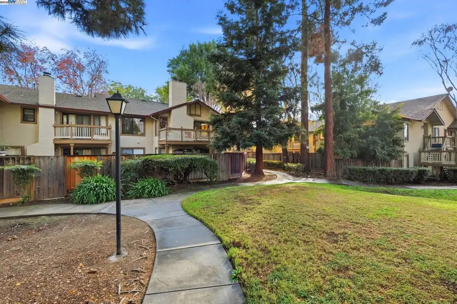 976 Huntington Ter, Fremont, CA 94536 - Image #2