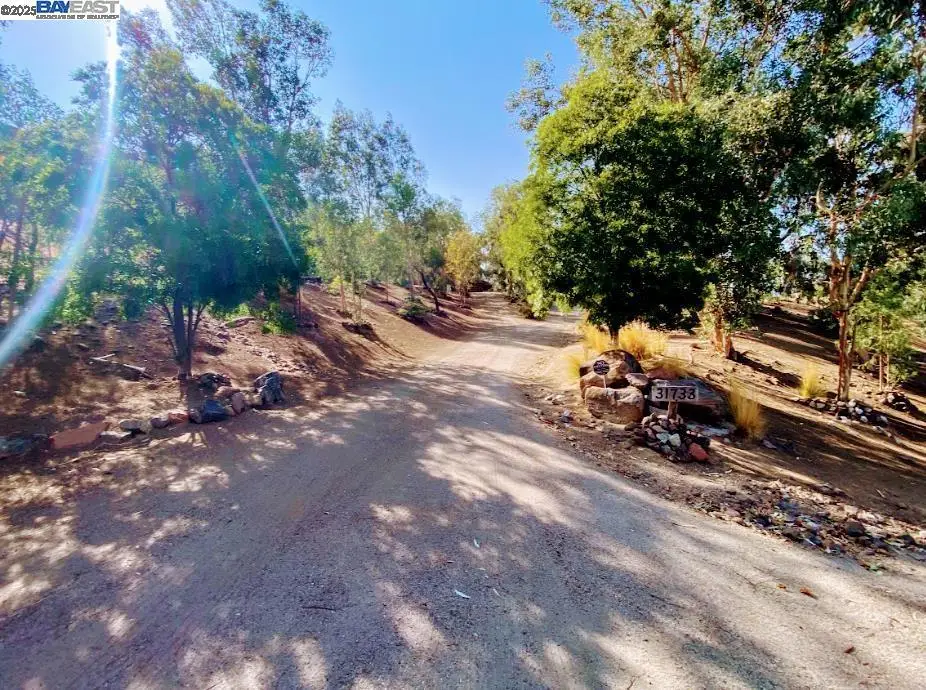 31733 Lake Meadow Rd, Acton, CA 93510 - #1