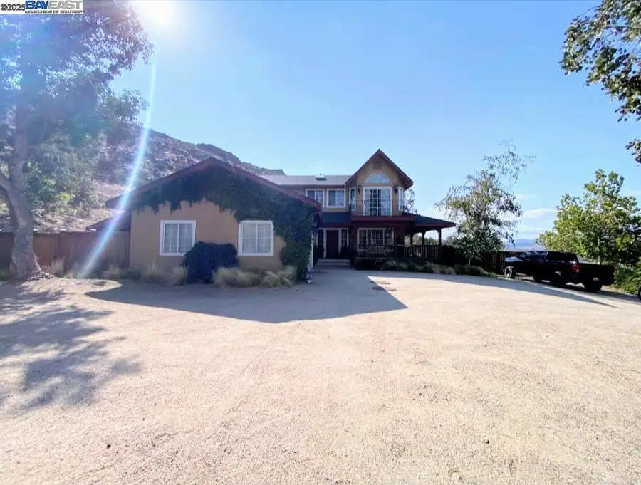 31733 Lake Meadow Rd, Acton, CA 93510 - #2