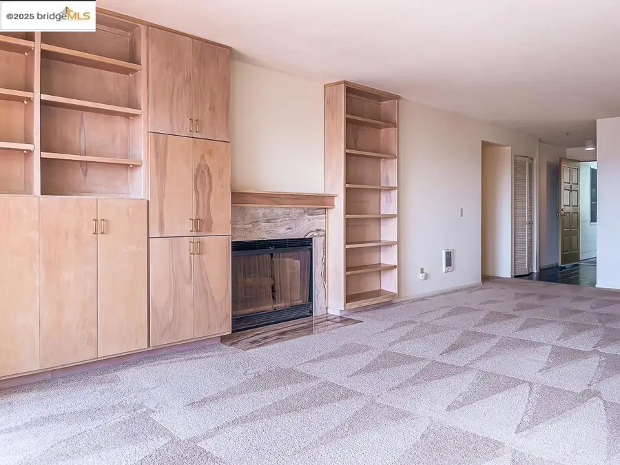 1300 Quarry Ct #303, Richmond, CA 94801 - Image #3
