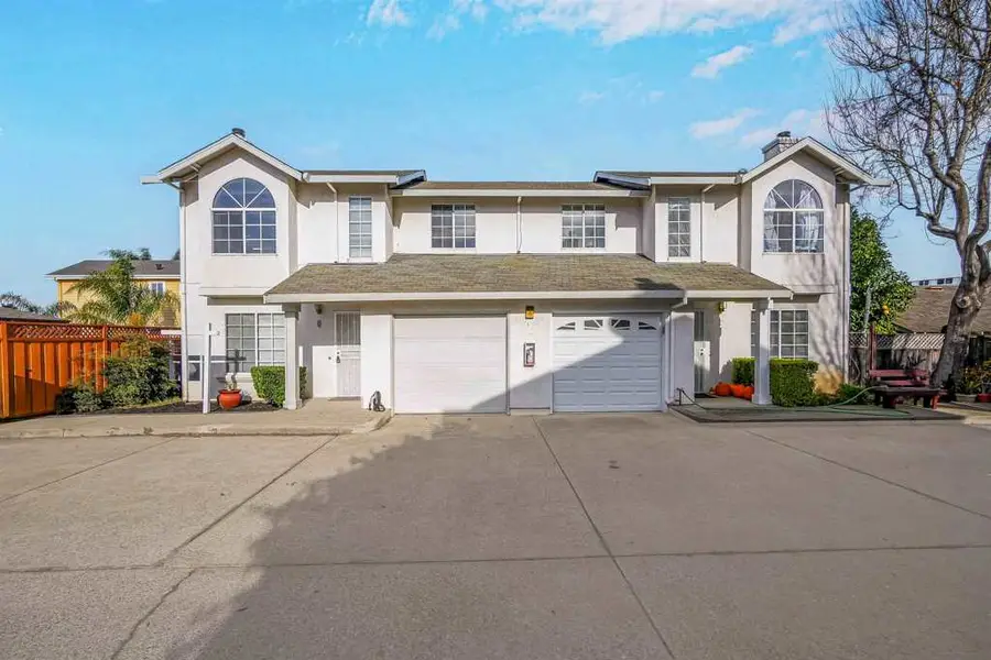 550 Blossom Way #G, Hayward, CA 94541 - Image #2