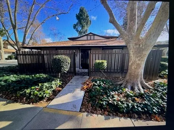 5451 Roundtree Pl, Concord, CA 94521