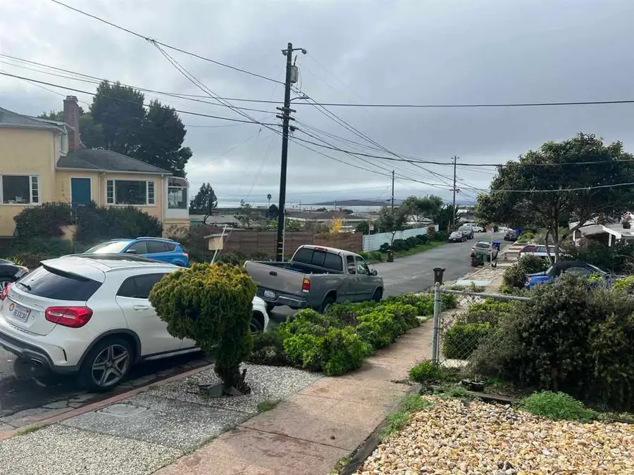 1354 Santa Clara St., Richmond, CA 94804 - Image #3