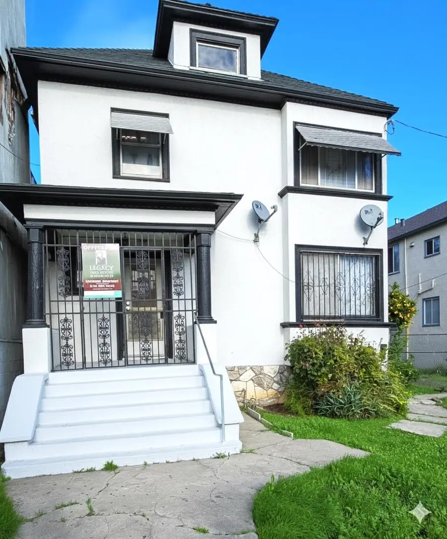 3020 E 19 Th, Oakland, CA 94601 - #2