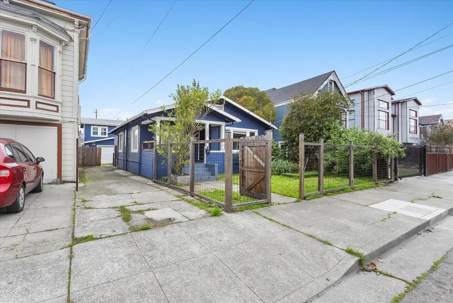 3029 3029 Chestnut St, Oakland, CA 94608 - #2