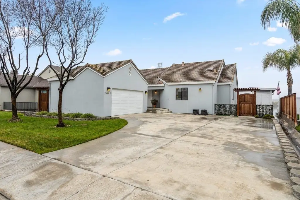 2321 Sand Point Ct, Discovery Bay, CA 94505 - Image #1