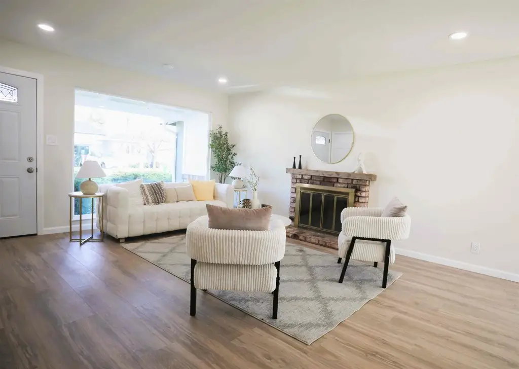 17031 Via Corona, San Lorenzo, CA 94580 - #1