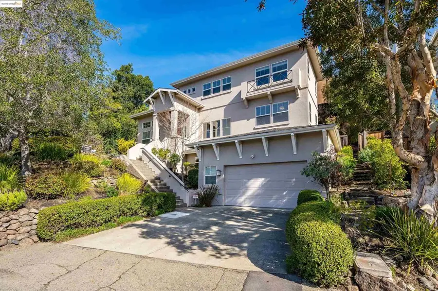 936 Mountain Blvd, Oakland, CA 94611 - #3