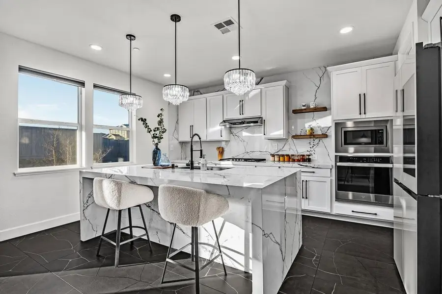 259 Eagle Nest Dr, Oakley, CA 94561 - Image #2