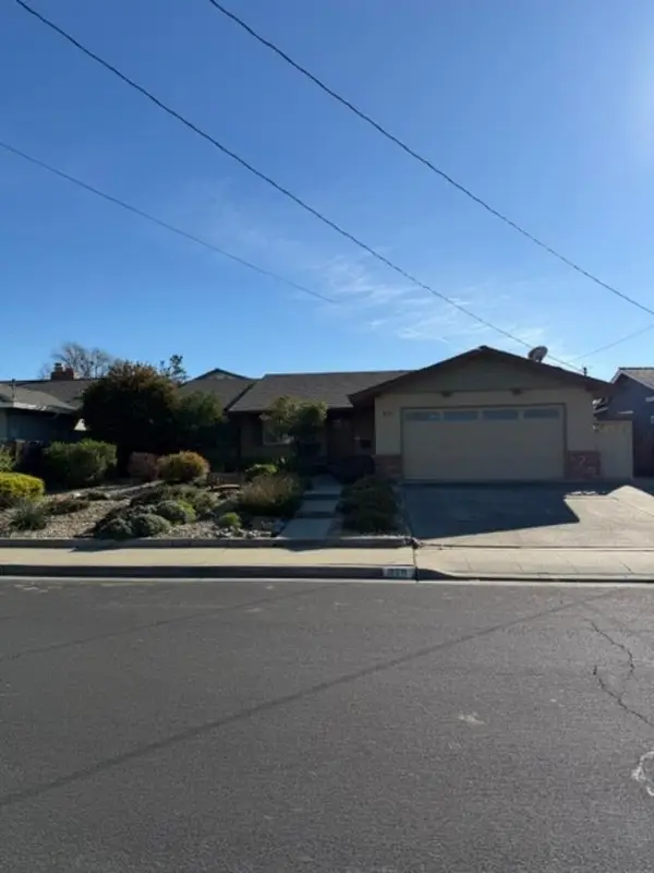 879 Grace Street, Livermore, CA 94550