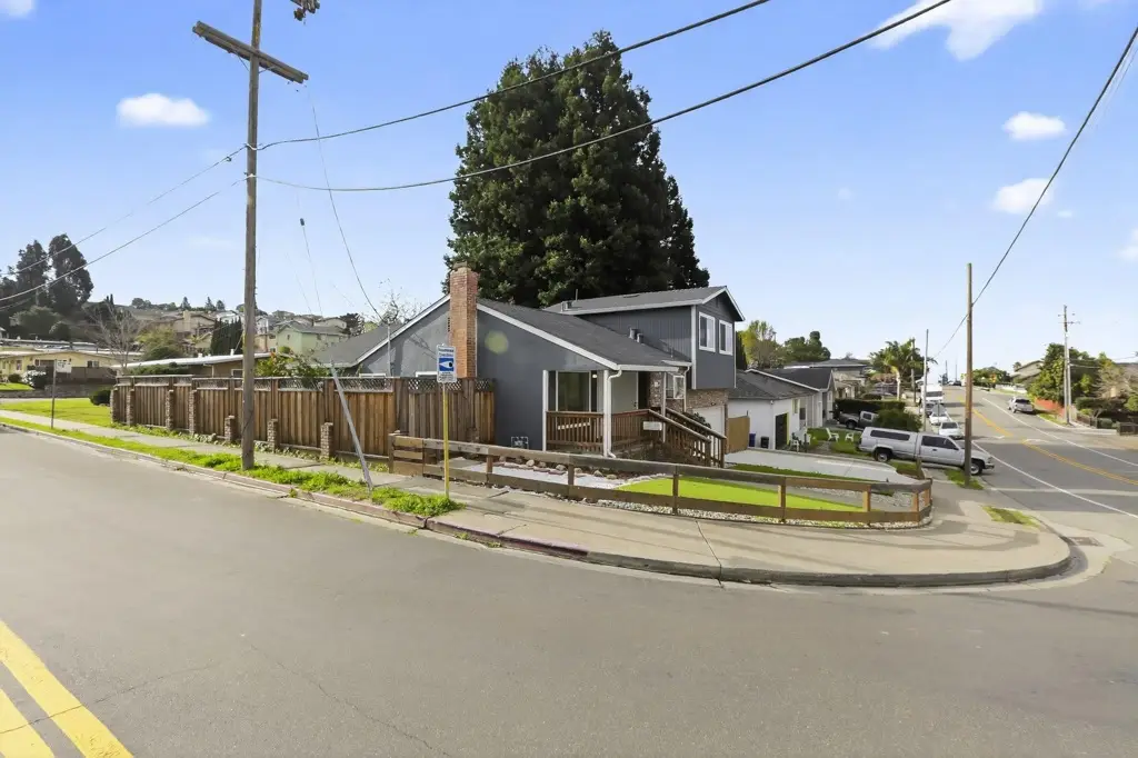 3287 Kelly Street, Hayward, CA 94541 - Image #1
