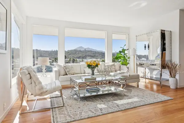 28 28 Marina Court Dr, San Rafael, CA 94901