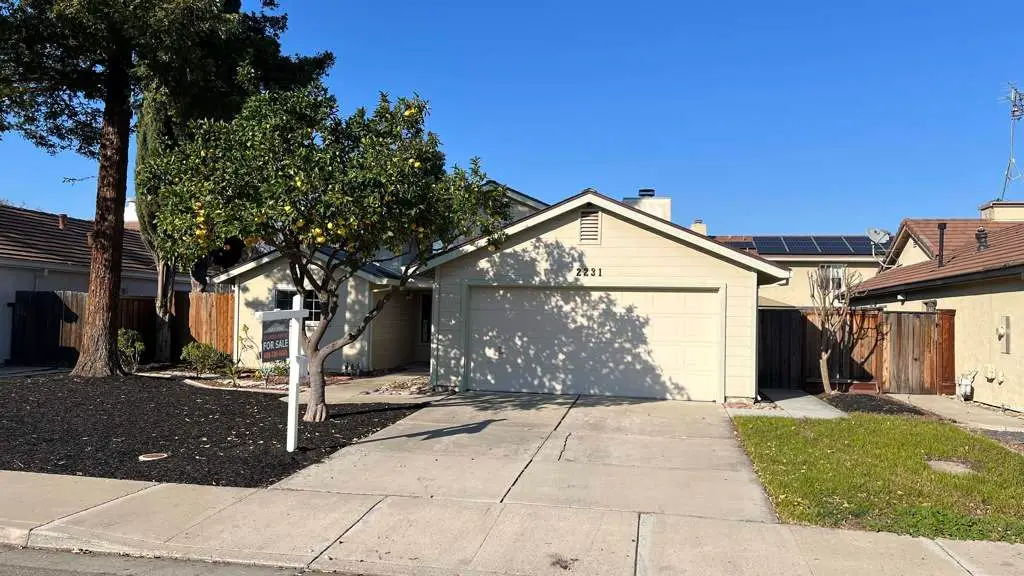 2231 Hillcrest Dr, Tracy, CA 95377 - Image #1