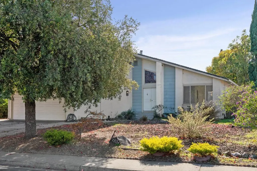 1204 Stirling Dr, Rodeo, CA 94572 - Image #1