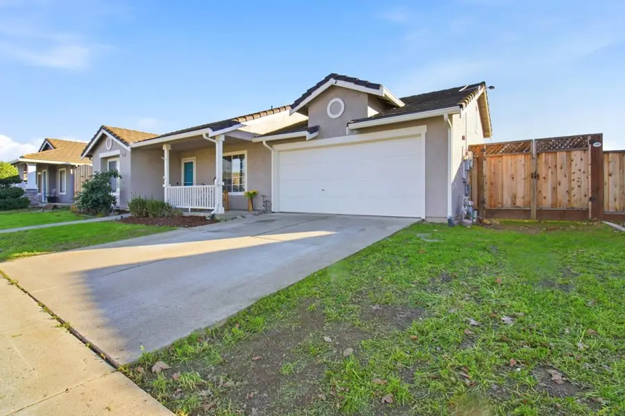 6953 Foxtail Dr, Livermore, CA 94551 - Image #2