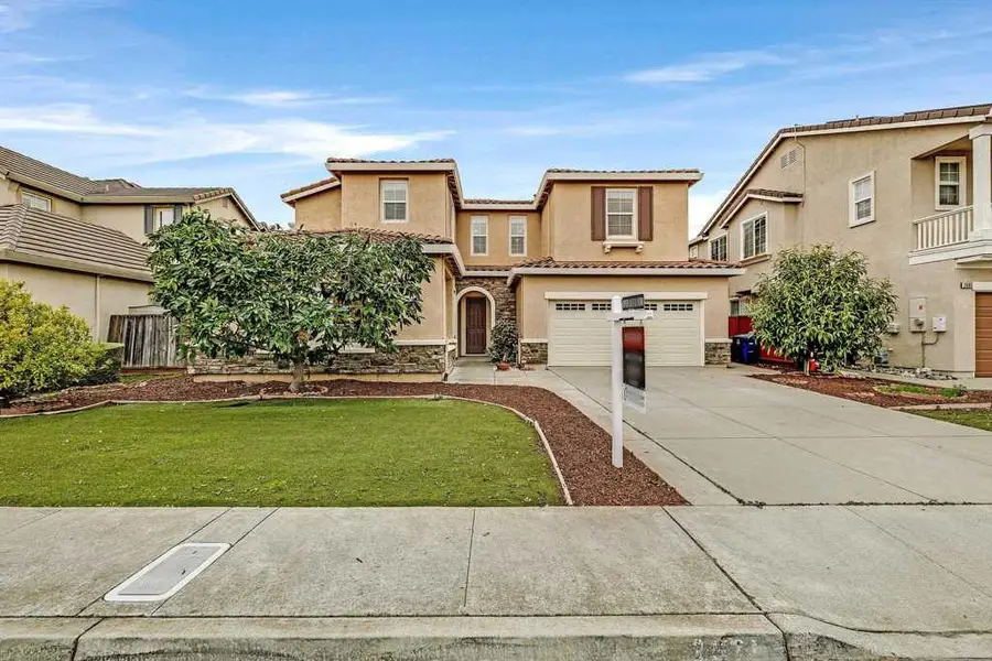 2671 Spindrift Cir, Hayward, CA 94545 - Image #2