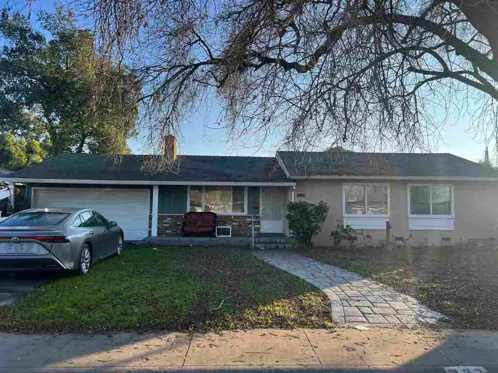 322 Marc Ave, Stockton, CA 95207 - #1