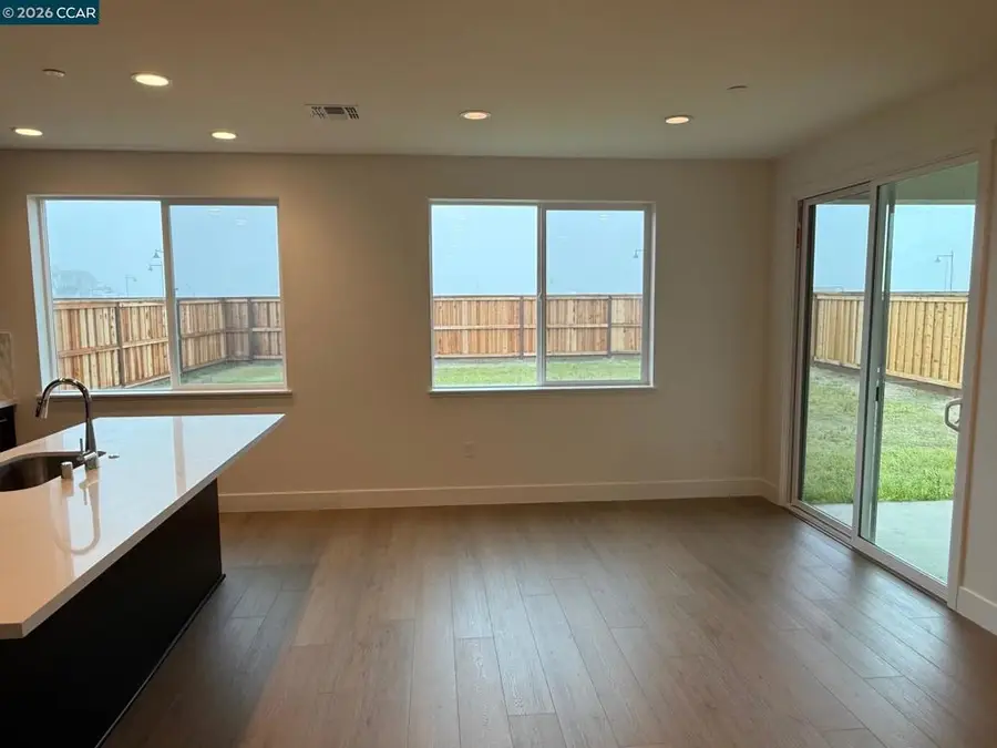 17061 Aldergrove Court, Lathrop, CA 95330 - Image #3