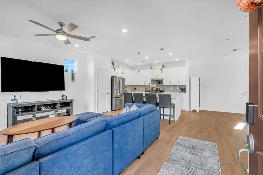 9 Cedar Ct, Pittsburg, CA 94565 - Image #3