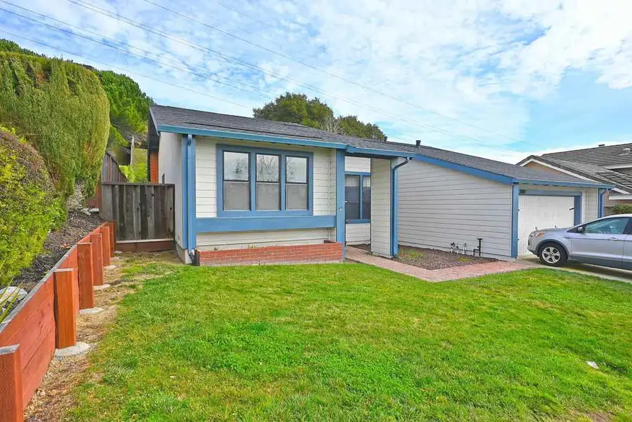 17764 Columbia Dr, Castro Valley, CA 94552 - #3