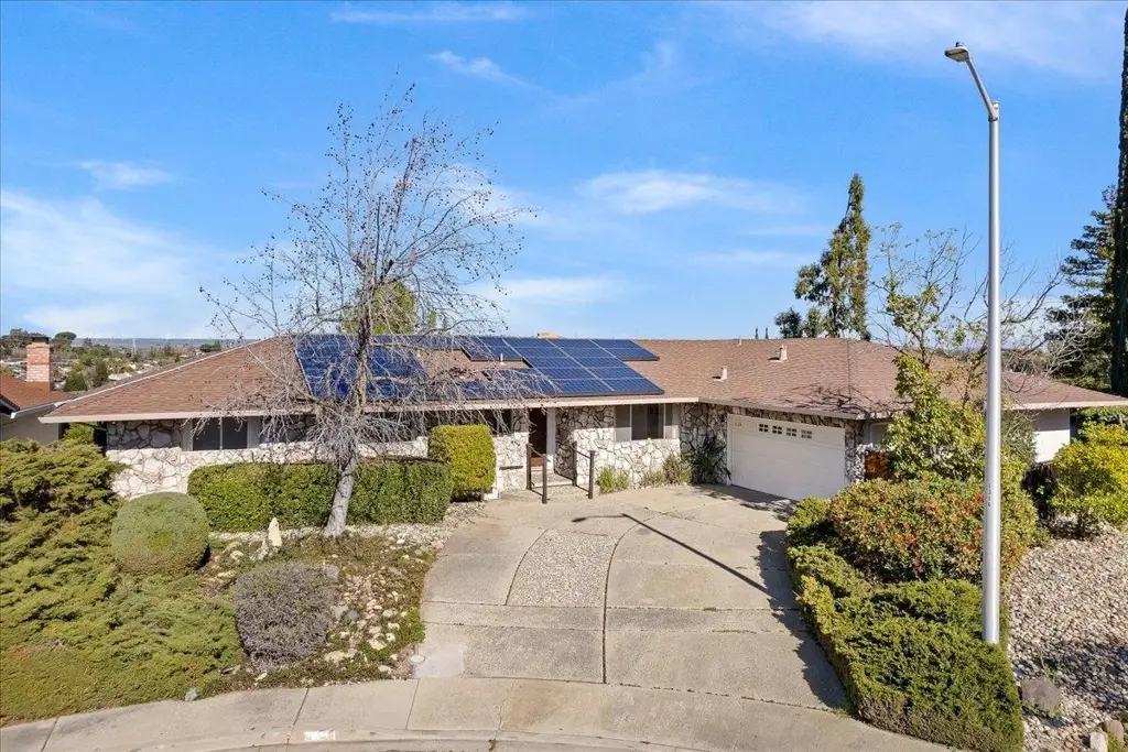 224 Cobblestone Dr, Antioch, CA 94509 - Image #1
