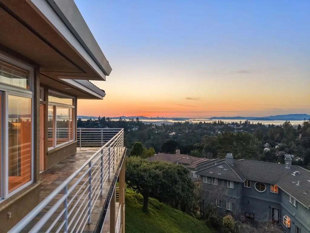 6070 Mazuela Dr., Oakland, CA 94611 - #1